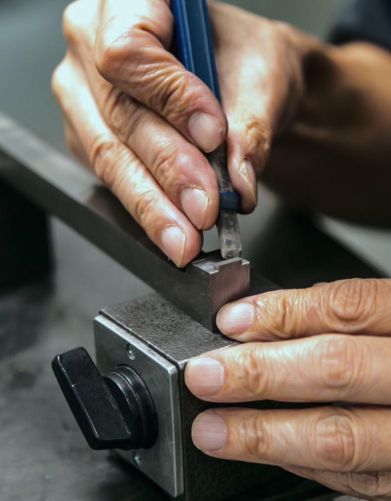 追求する精度は、1000分の1mm。